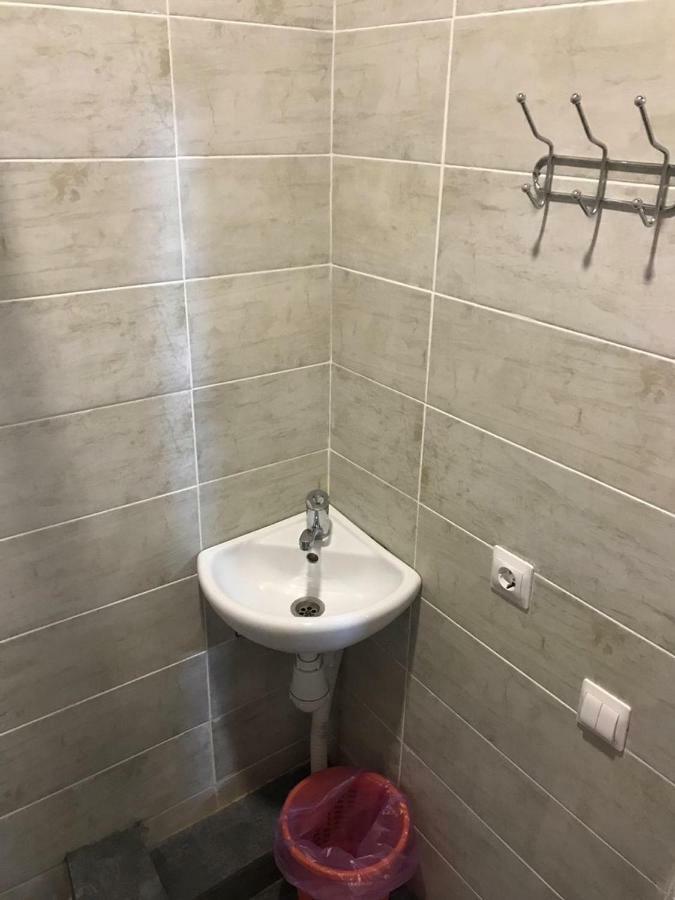 Mini-Hotel Abazgaa Гагра Екстериор снимка
